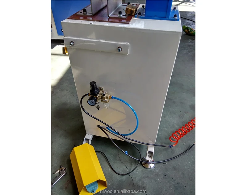 Automatic Screw Fastening Machine