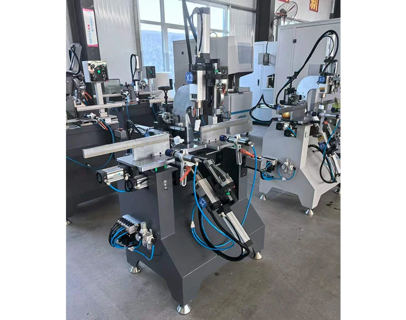 Automatic water slot milling machine with three axis