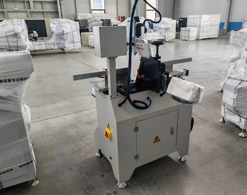 Automatic water slot milling machine with three axis