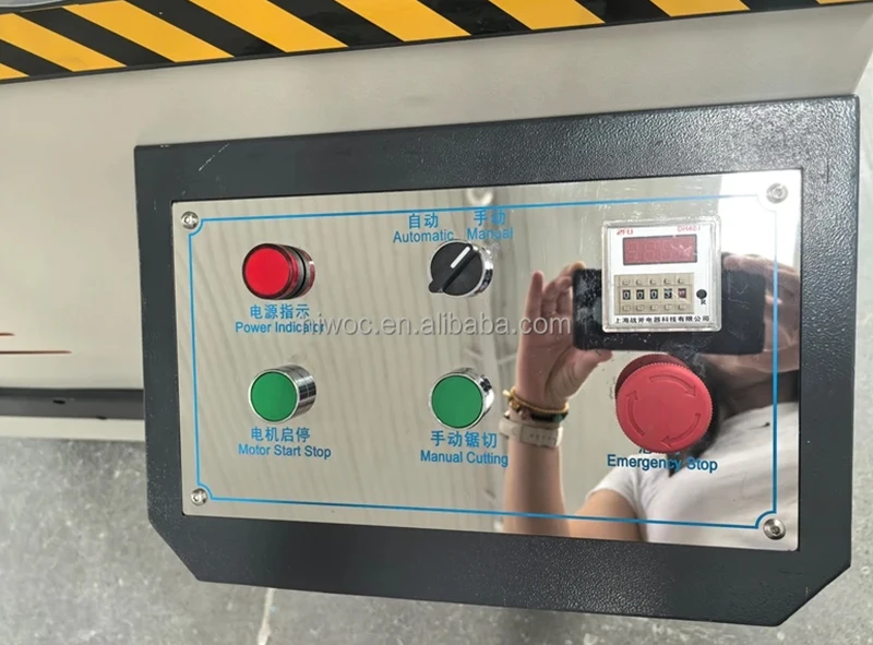 Corner connector aluminum cutting machine